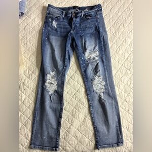 Judy Blue Distressed Skinny Jeans in Classic Blue